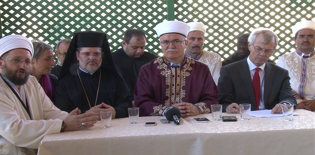 L-R: Imam Alemdar, Archbishop Chrysostomos, Dr Atalay, & Swedish ambassador Klas Gierow