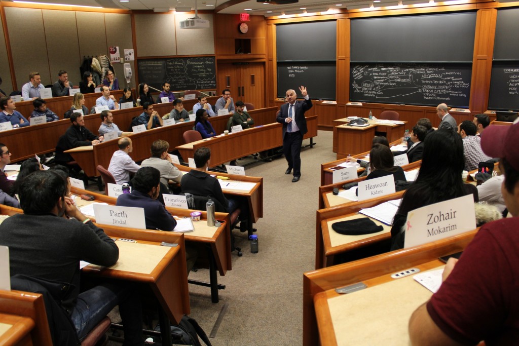 Turkish Airlines CEO Temel Kotil gives lecture at Harvard Business School, Feb. 2016. Photo: havayolu101.com