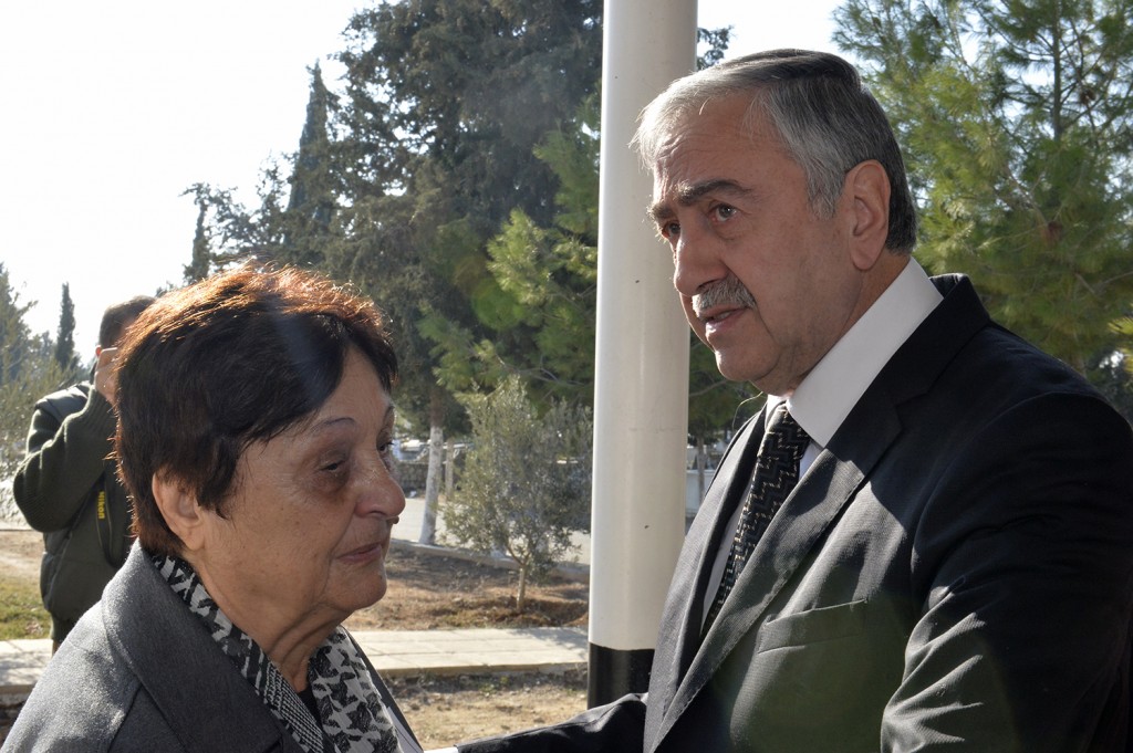 Ülker Kansoy with fellow former Limassol resident President Mustafa Akıncı at the funeral of her husband. Photo Detay Kibris