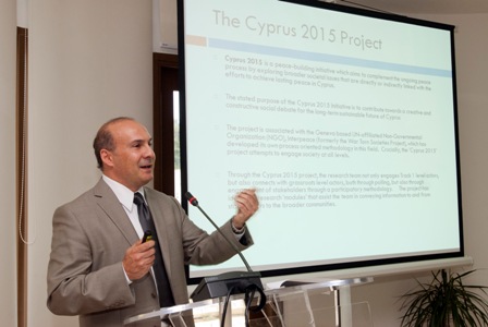 Erol Kaymak, Research Co-Director of ‘Cyprus 2015’, presenting the latest report from ‘Cyprus 2015’ in the presence of George Iacovou and Kudret Ozersay, representatives of the Greek Cypriot leader Demetris Christofias and the Turkish Cypriot leader Dervis Eroglu. Photo credit: cips-vidaluz for Interpeace, June 2011